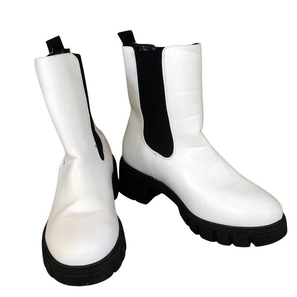 White Chelsea Boots Chunky Lug Sole Ankle Booties Mod 60s Go Go Inspired Pull On